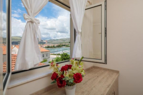 Apartments in Trogir 41607